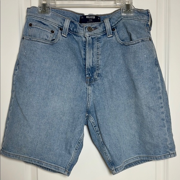 Hollister Men’s Denim Shorts Loose Epic Flex Light Size W32 - Picture 1 of 6